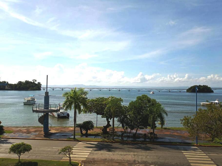 Indy'S Best Bay Frontview In Samana. Екстериор снимка